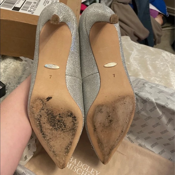 Badgley Mischka Silver Carrie Embellished Kitten Heels Size 7 - Picture 7 of 12